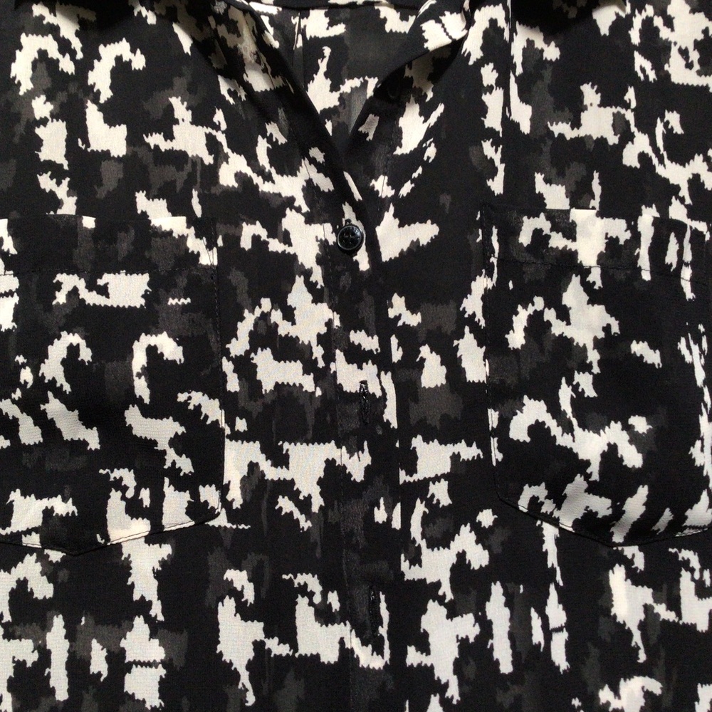 Guess Chiffon button down - Picture 4 of 7